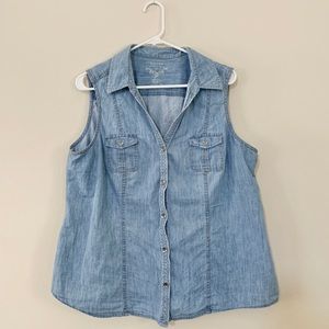 Sleeveless Chambray Button Down Blouse